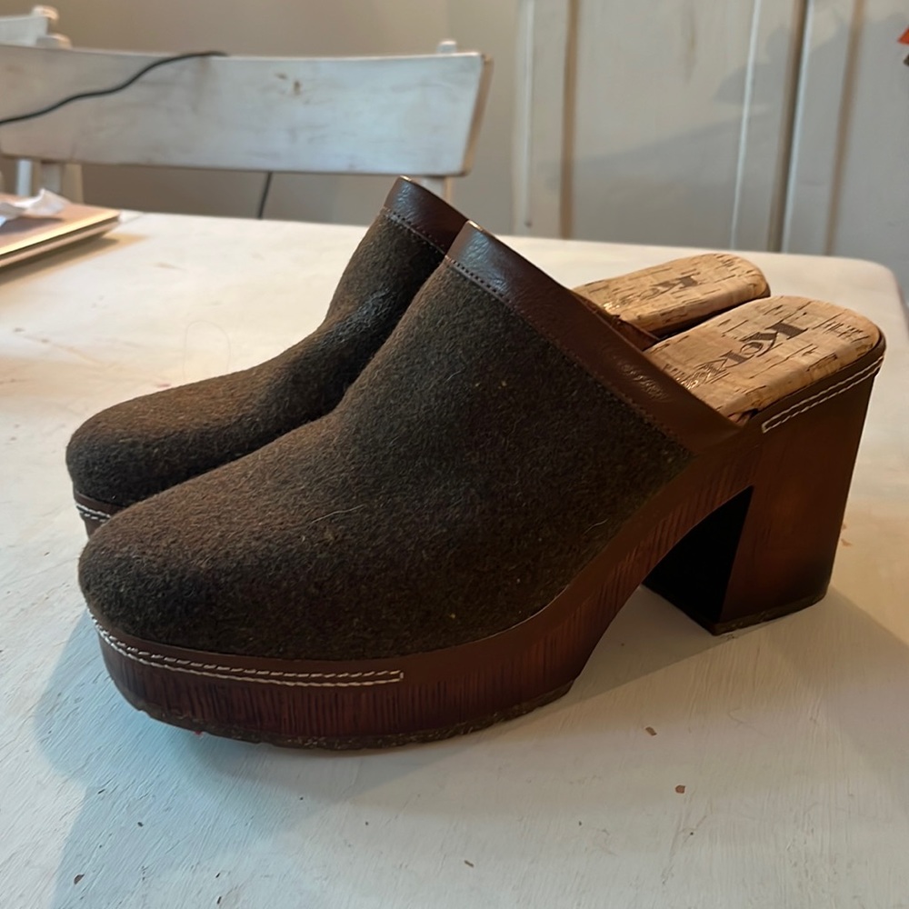 Korks clogs